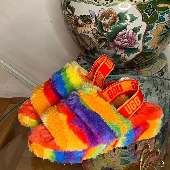 UGG Fluff Yeah slide slippers in rainbow - Picture 6 of 9